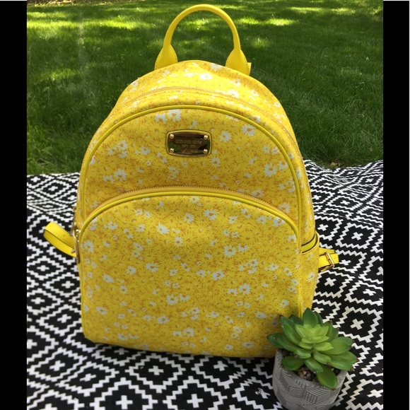 Michael Kors Handbags - Michael Kors Abbey LG Backpack